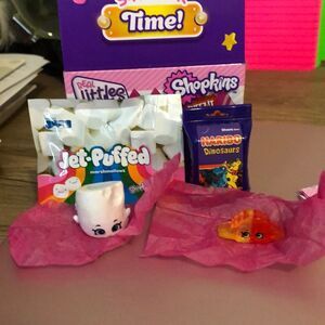 Real littles shopkins snack time minis